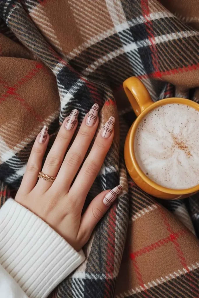 Fall Plaid Nails Design: Master the Cozy Autumn Pattern Trend 2 Fall Plaid Nails Design