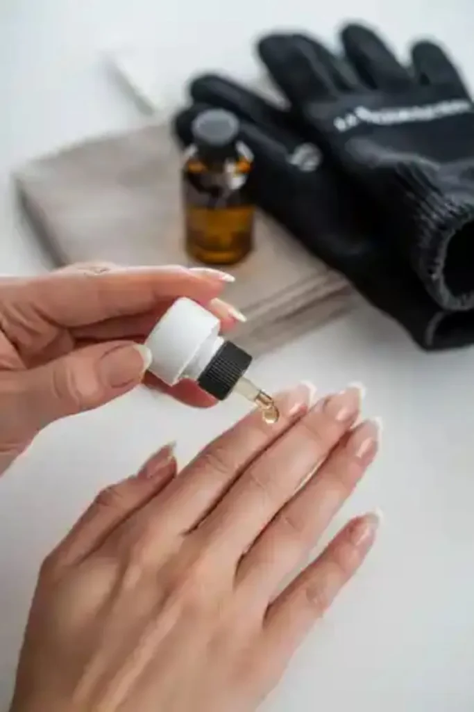 Christmas Gel Nails for Short Nails: Festive Designs That Make a Big Statement 5 Christmas Gel Nails for Short Nails