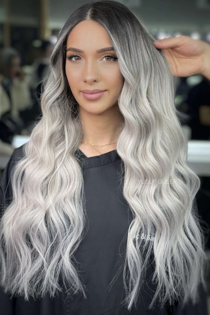 12 Blonde Hair With Dark Roots Ideas That Look Intentional, Not Overgrown 5 Blonde With Dark Roots for Natural Movement