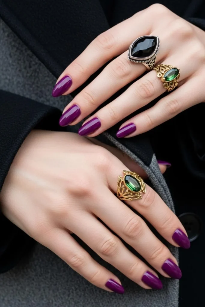 61 Winter Nails Designs to Instantly Elevate Your Cold-Season Style 13 Winter Nails