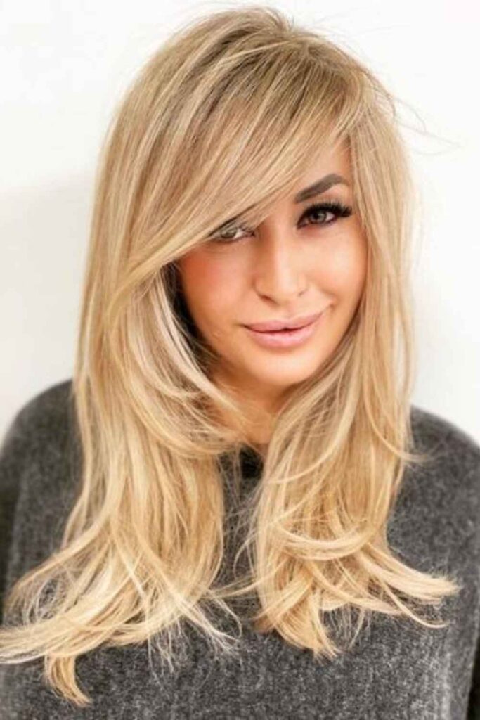 27 Valentine’s Day Hairstyle Ideas That Feel Romantic, Modern, and Effortless in 2026 6 face-framing-layers-matter-more-on-valentines-day