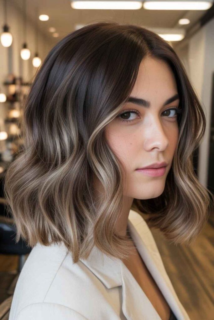 27 Short Wavy Bob Ideas That Look Effortless, Modern, and Wearable in 2026 9 Short Wavy Bob With Natural Texture