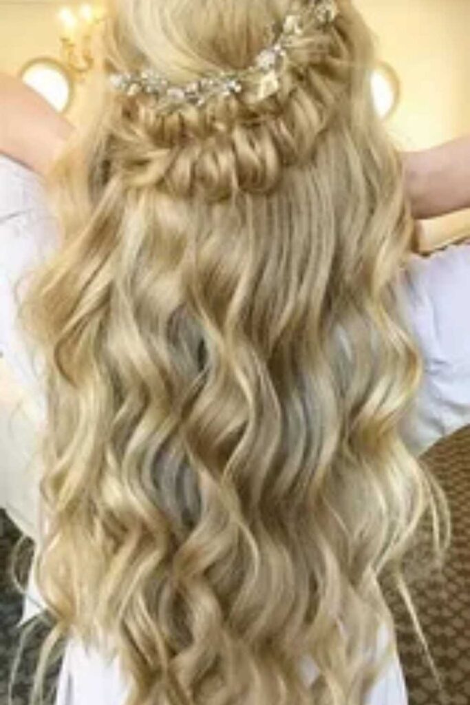 27 Valentine’s Day Hairstyle Ideas That Feel Romantic, Modern, and Effortless in 2026 14 Valentine’s Day hairstyles that look good from every angle